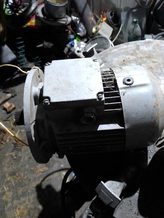 Электро двигатель