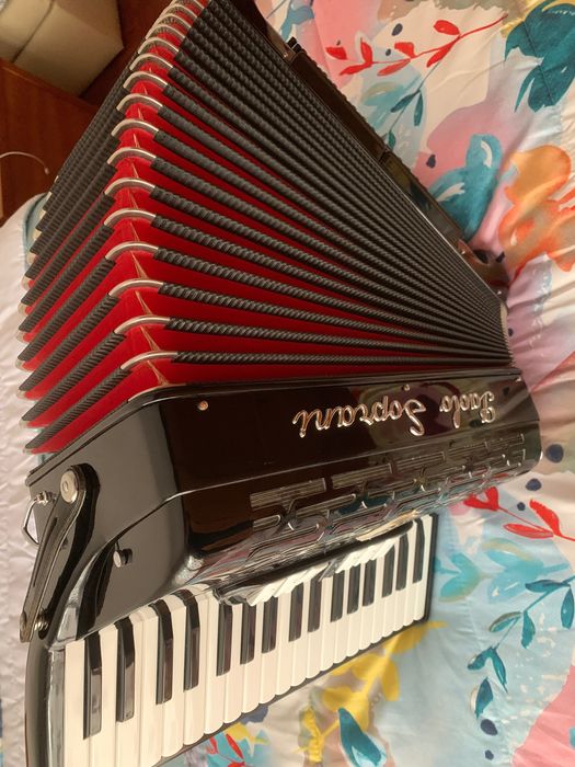 Acordeão Paolo Soprani