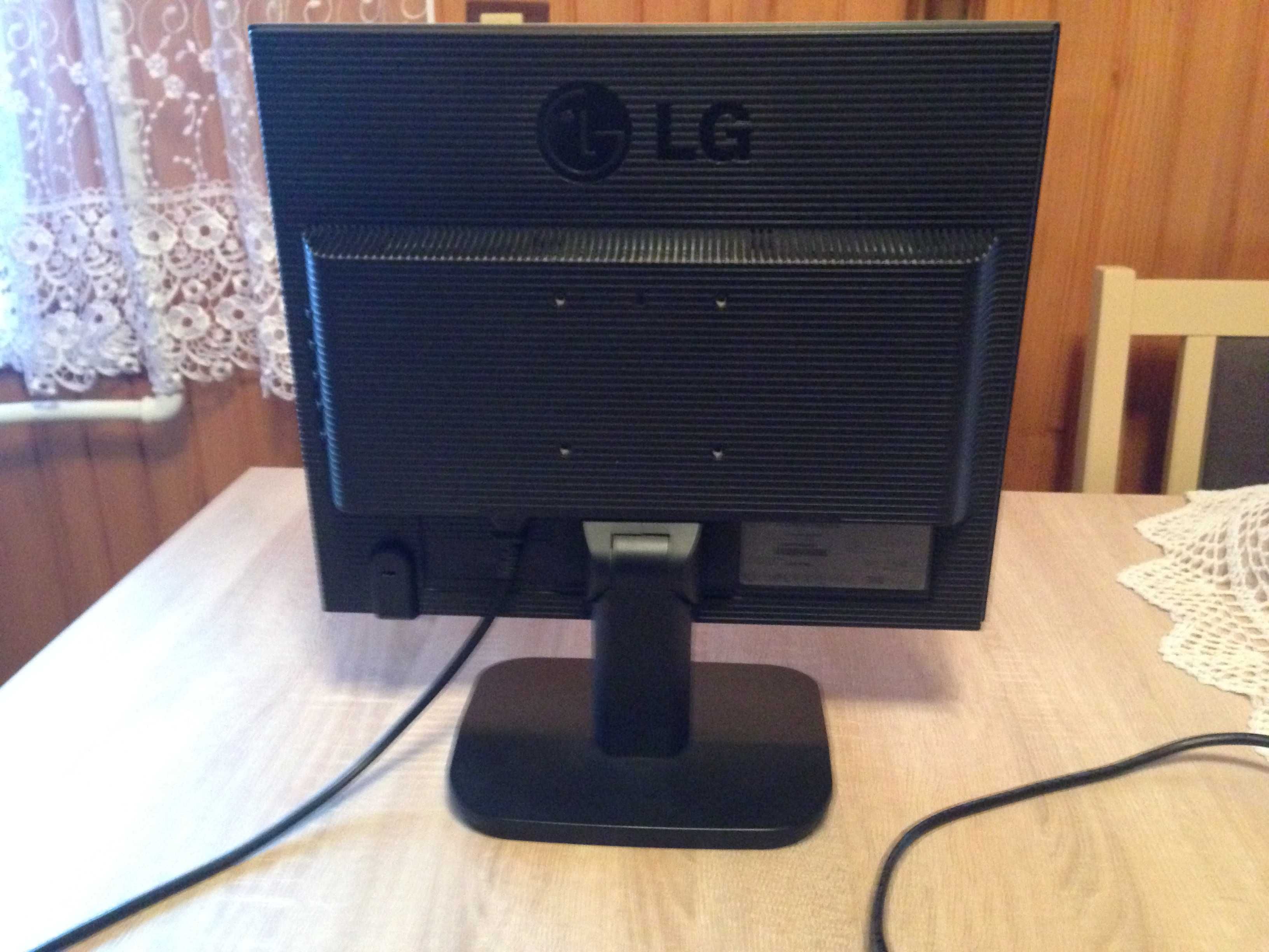 Monitor LG              .