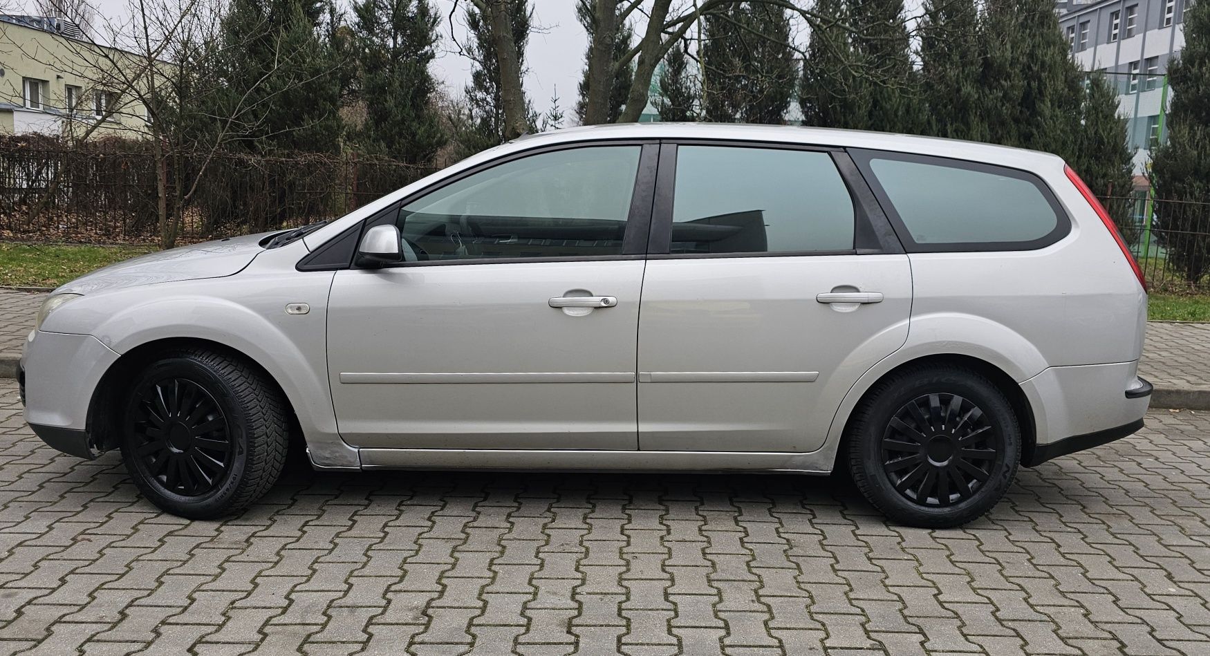 Ford Focus 2 1.6 TDCI diesel kombi klimatyzacja hak po naprawach