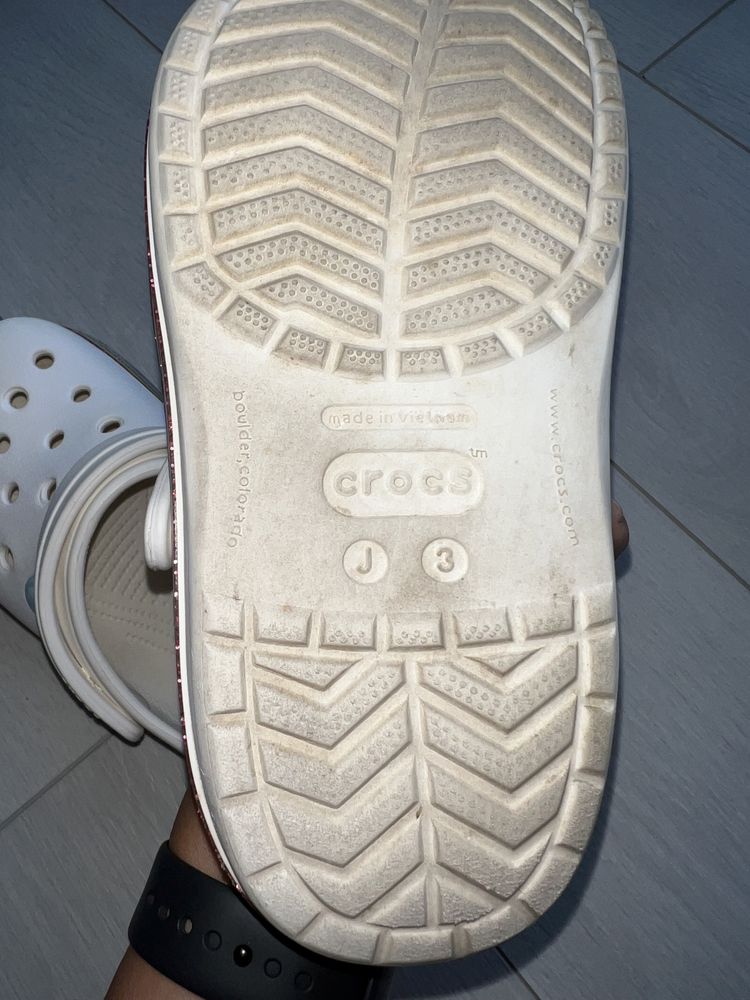 продам обувь шлепки Crocs оригинал белые