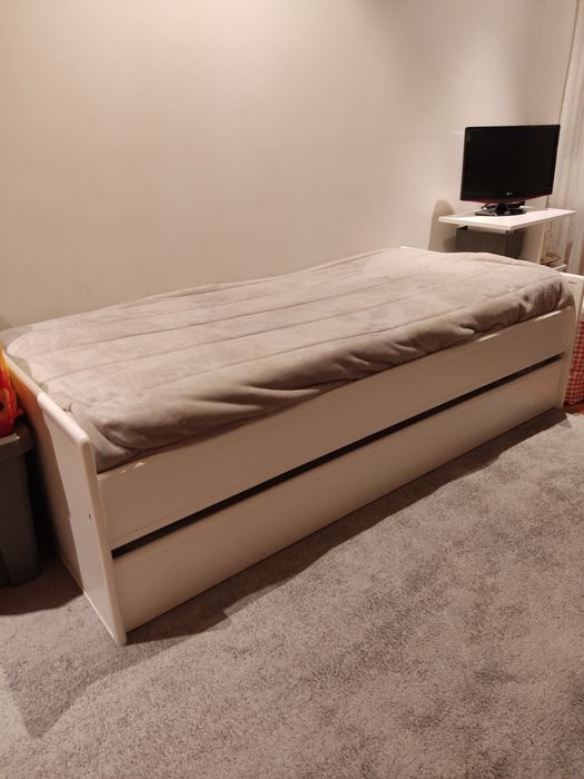 Quarto solteiro completo ou móveis individuais