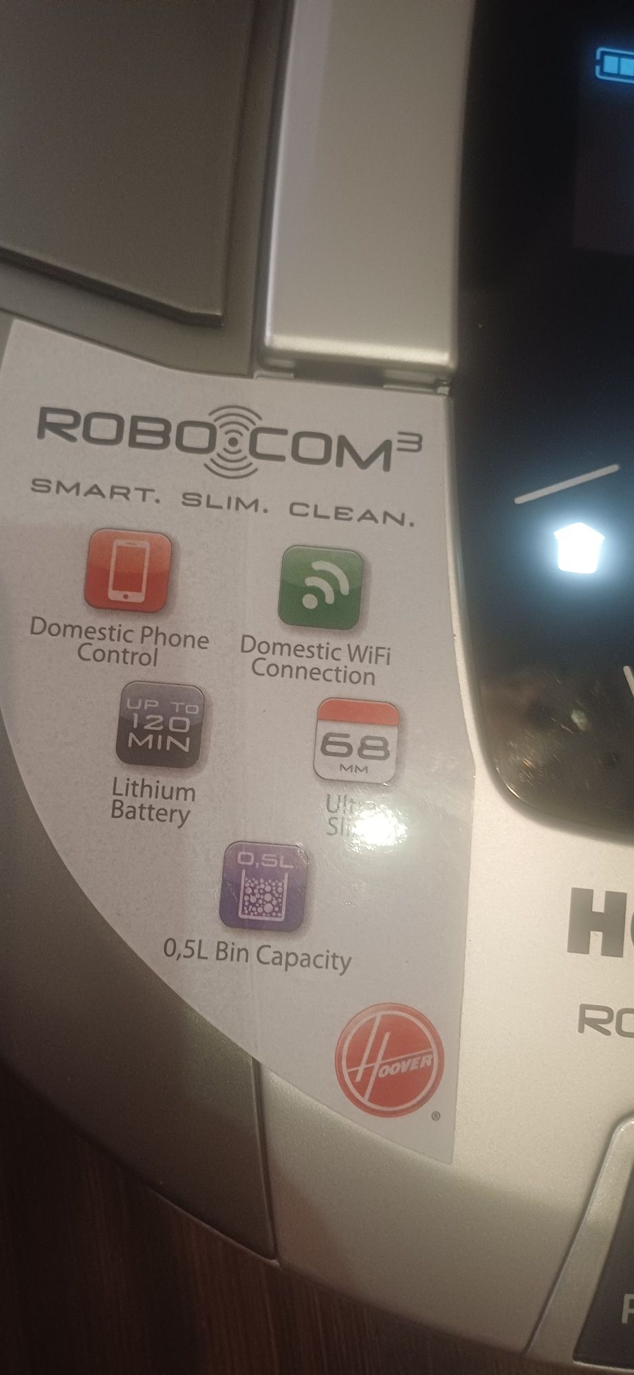 Робот-пылесос HOOVER ROBOCOM 3