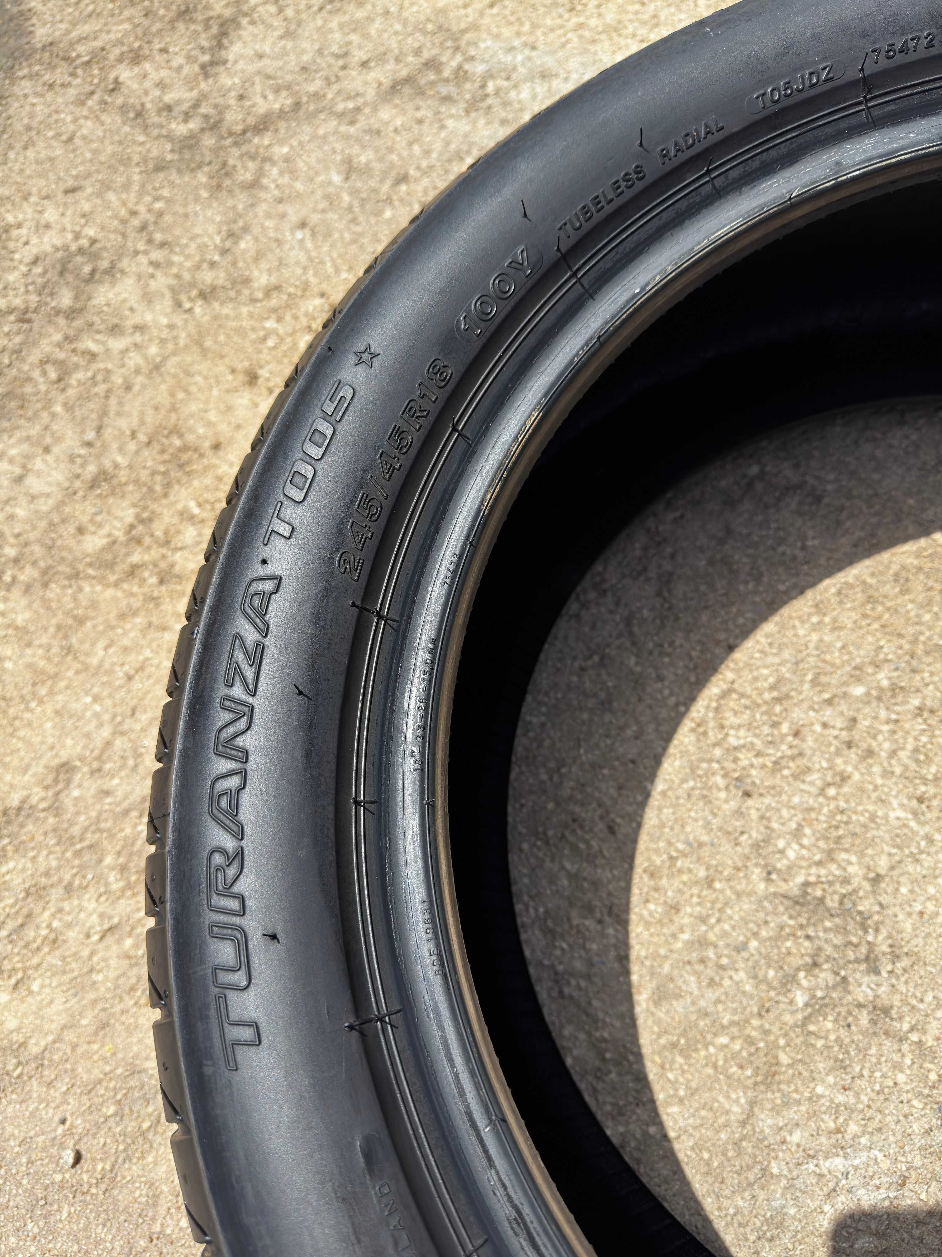 2 Pneus Bridgestone 245/45R18 T005 100Y XL TL