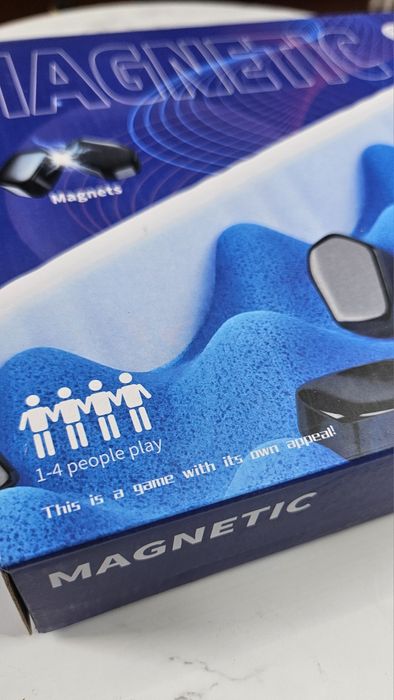 Magnetyczna gra planszowa „MAGNETIC”