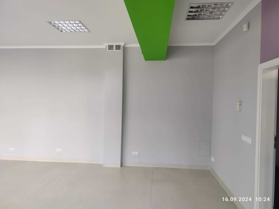 Wynajmę lokal ok 50m2, Super lokalizacja- Łowicz Starzyńskiego 1