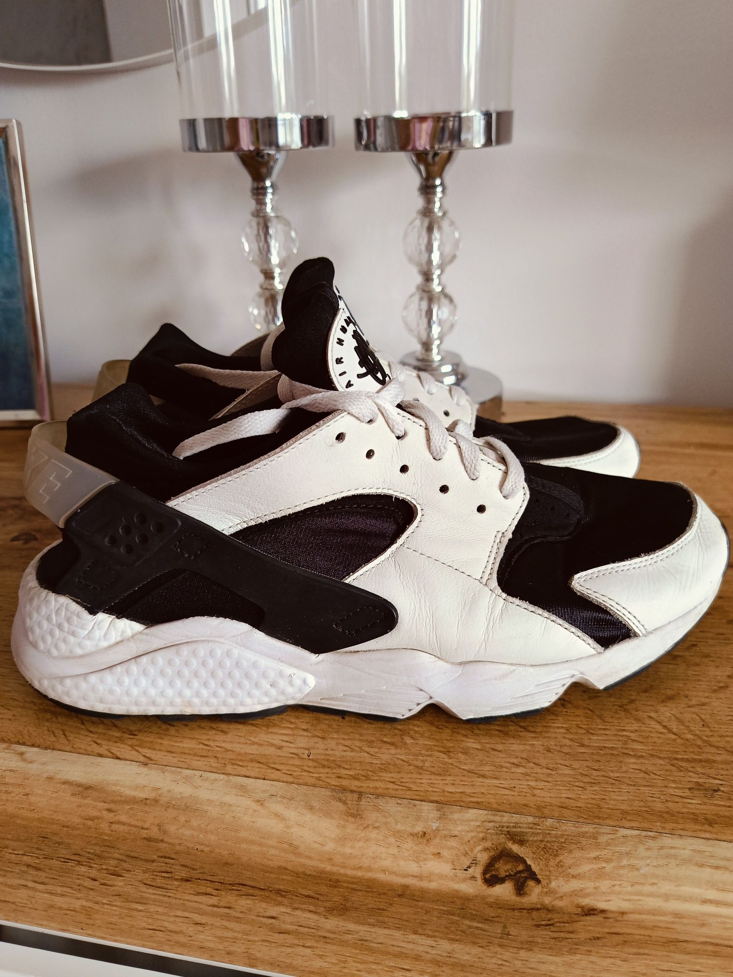 Buty Nike huarache 45 białe