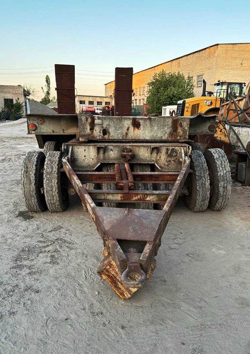 Продам танковый трал ЧМЗАП-5212 60 т 1993 г. с аппарелями!