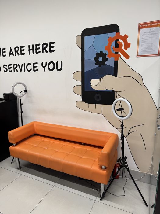 Бізнес під ключ (Ашан, Львів) — ремонт смартфонів та продаж аксесуарів