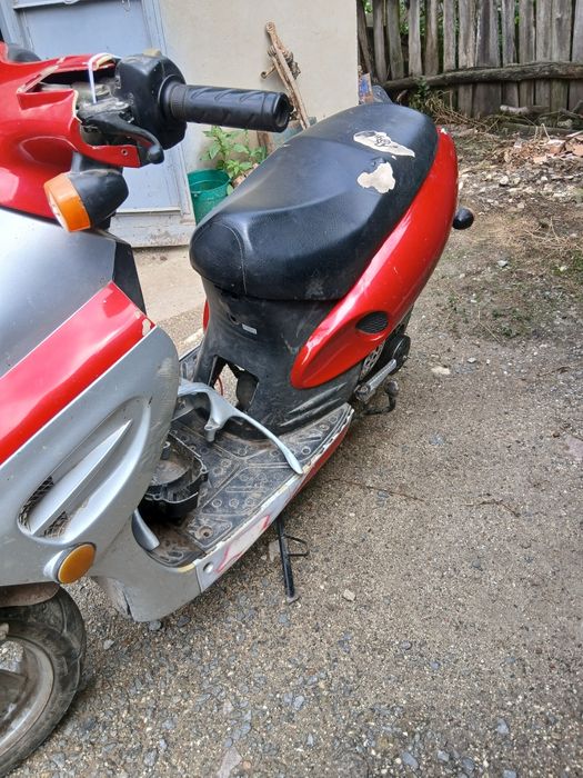 Продам скутер 50 куб