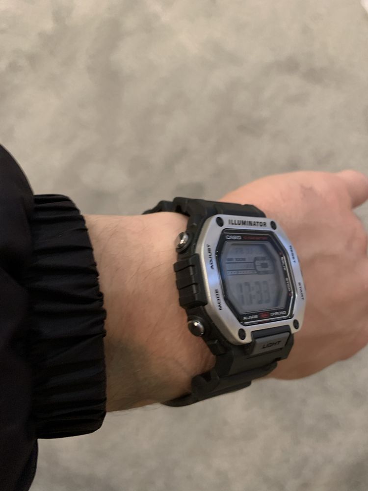 Часы мужские спортивные тактические Casio MWD-110H-1AVCF Illuminator