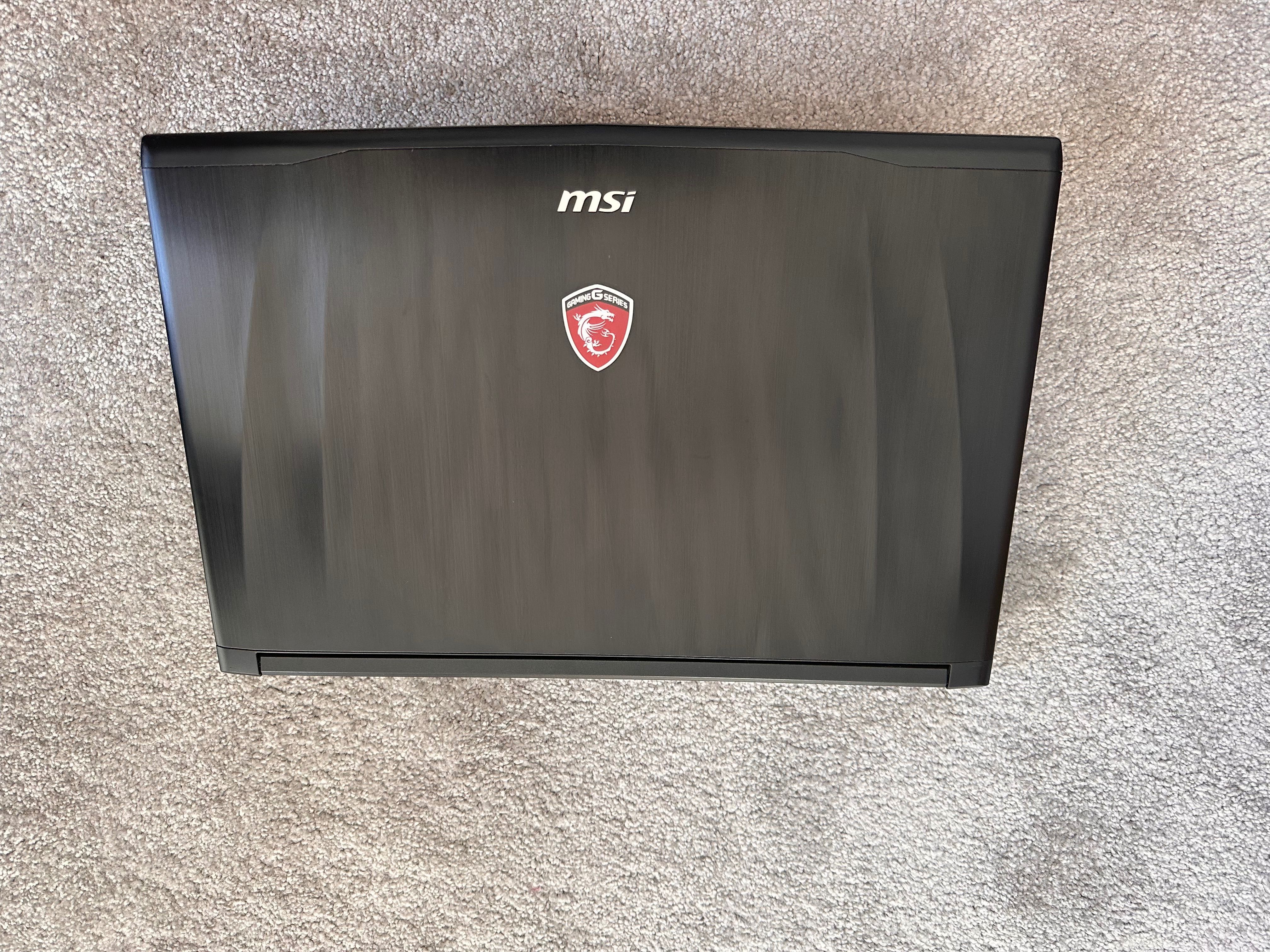 Laptop Gamingowy. MSI 17.3" GE72VR Apache Pro-009 Intel Core i7