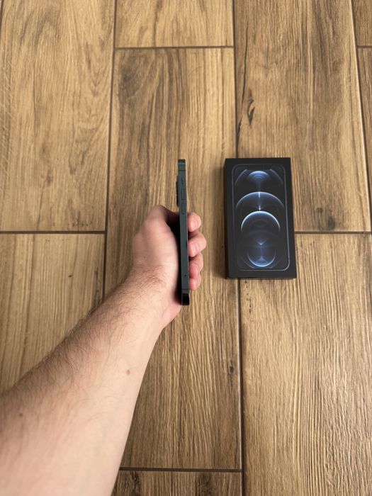 Iphone 12 Pro 256 , АКБ 100%  .