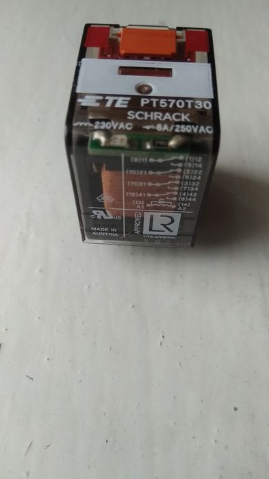 Реле 220V 6A с колодкой RT570T30, PT78742