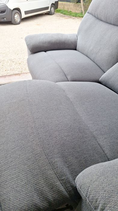 Sofá elétrico.Tem possibilidade de entrega