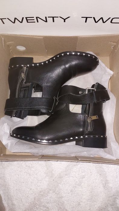 Шкіряні жіночі святкові демі ботиночки 36р в ідеальному стані