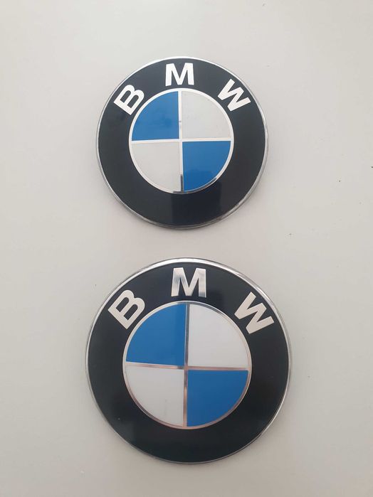 Vendo 2 emblemas originais em segunda mão bmwe91 E90