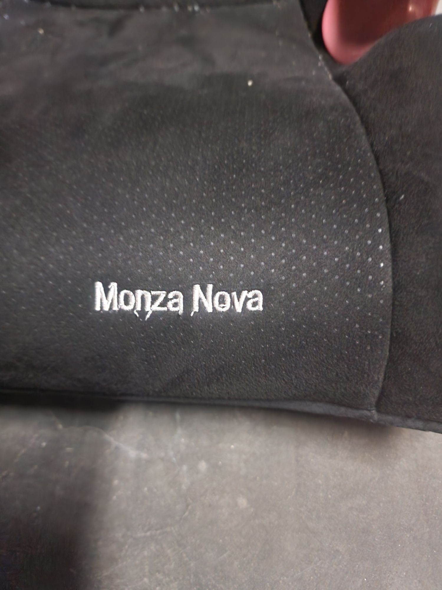 Fotelik samochodowy Recaro Monza Nova