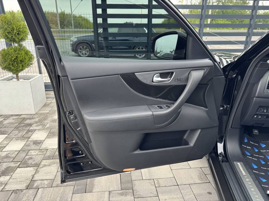 Infiniti FX 30 2011 freshauto