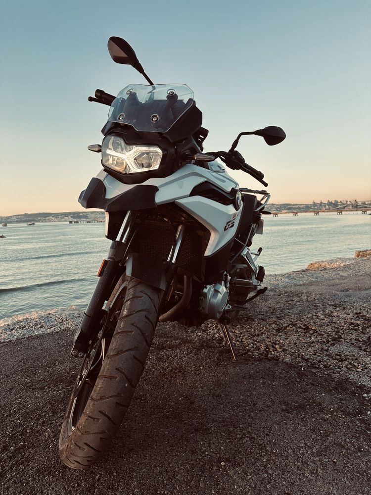BMW F750 GS Branco "Light"