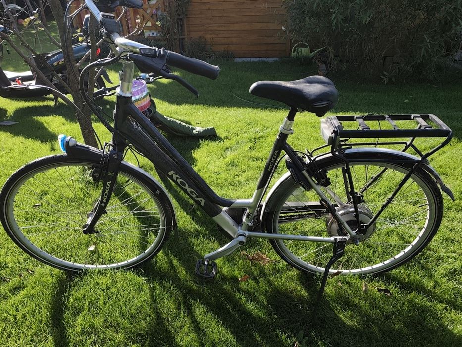 Koga uszkodzony rower elektryczny części