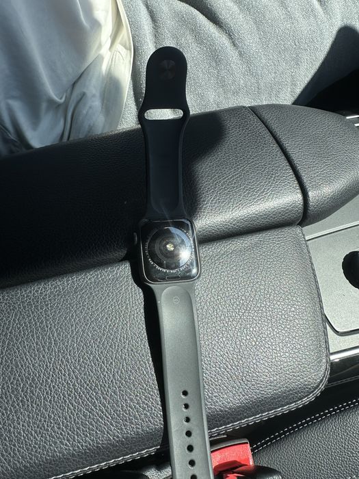 Apple watch 5 серия ,диаметр 44 см