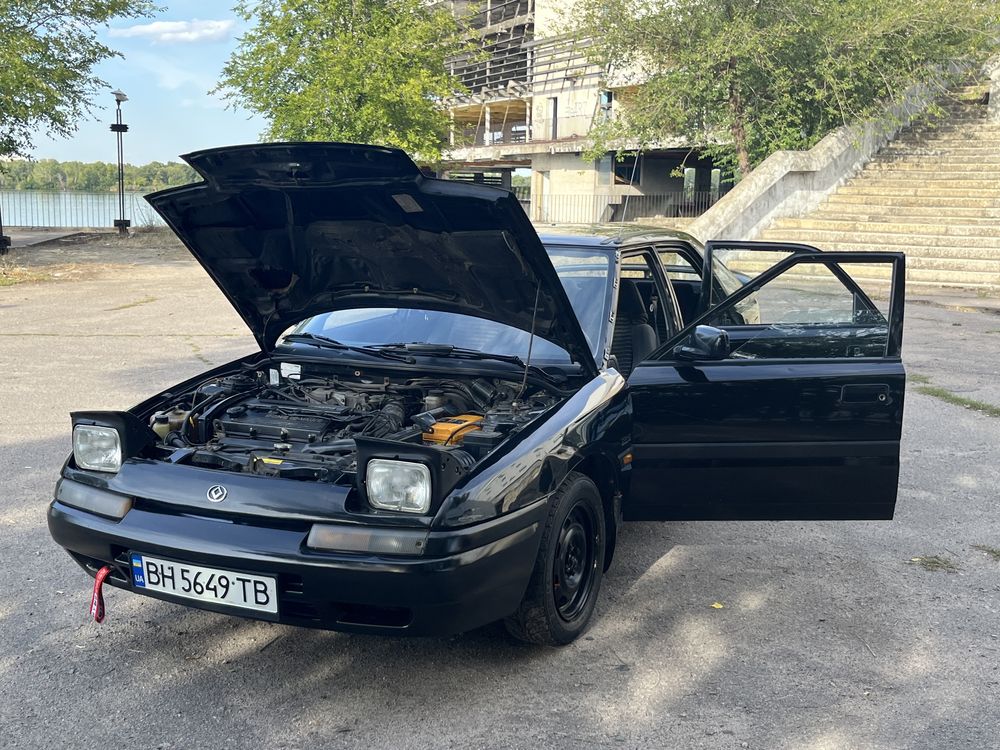 Продам Mazda 323f 1991