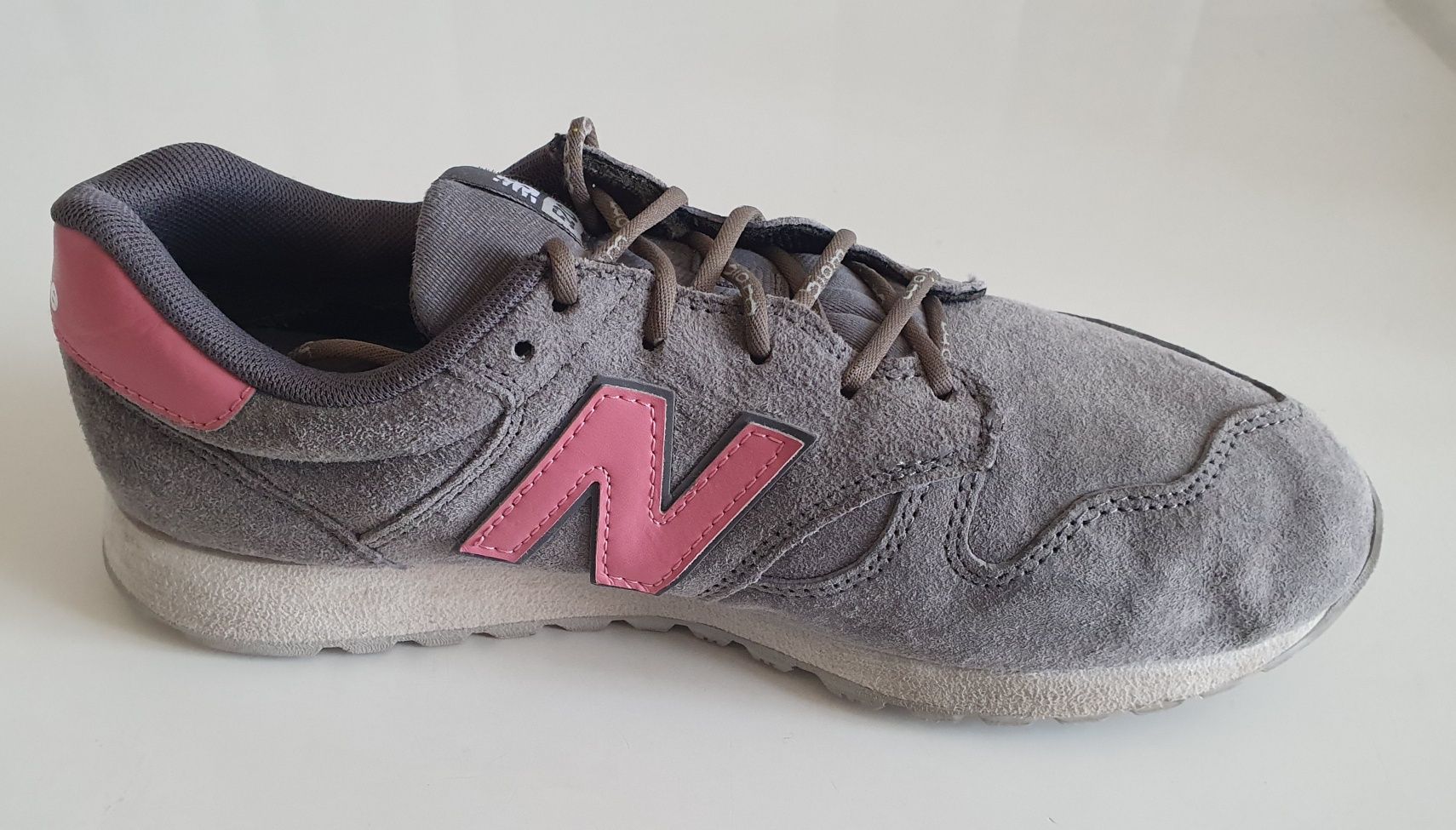 NEW BALANCE Roz. 41 wkładka 26.5 skóra naturalna