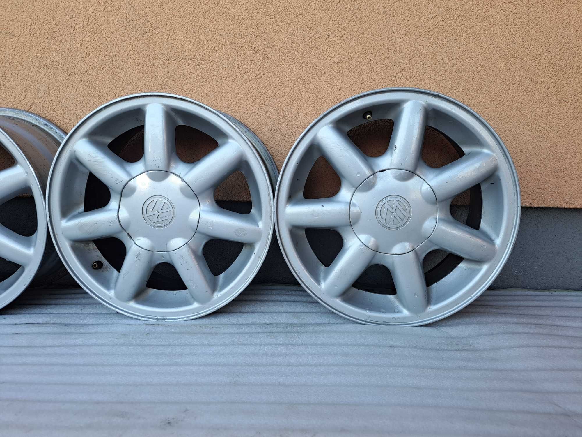 Alu Felgi Aluminiowe 4x100 14 Cali VW