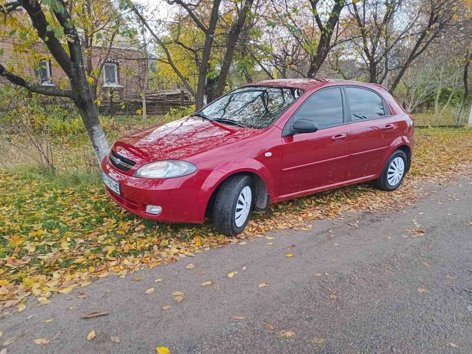 Chevrolet Lacetti легковий хетчбек