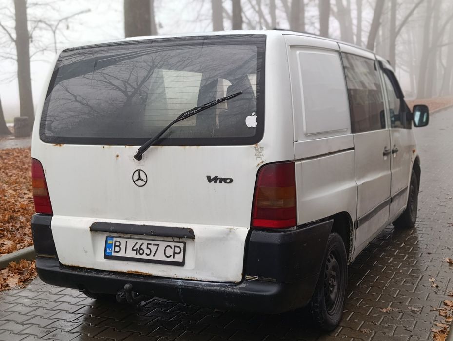 У продажу MB Vito на повному ходу