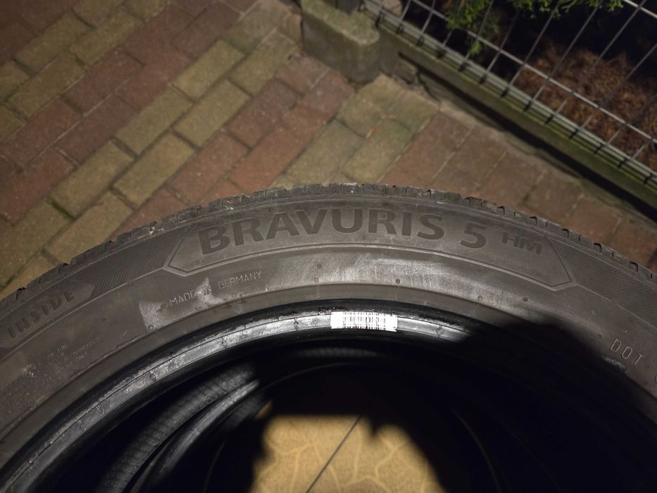 Opony letnie Barum Bravuris 225/50/17