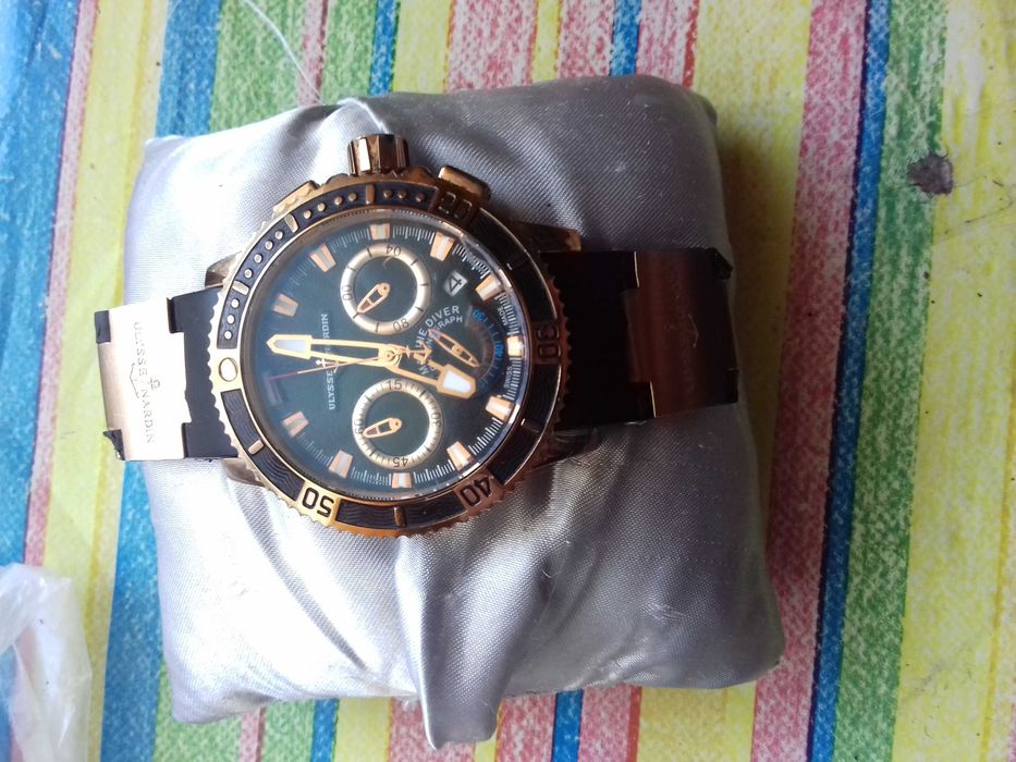 .годиник "ULYSSE NARDIN" хронограф.