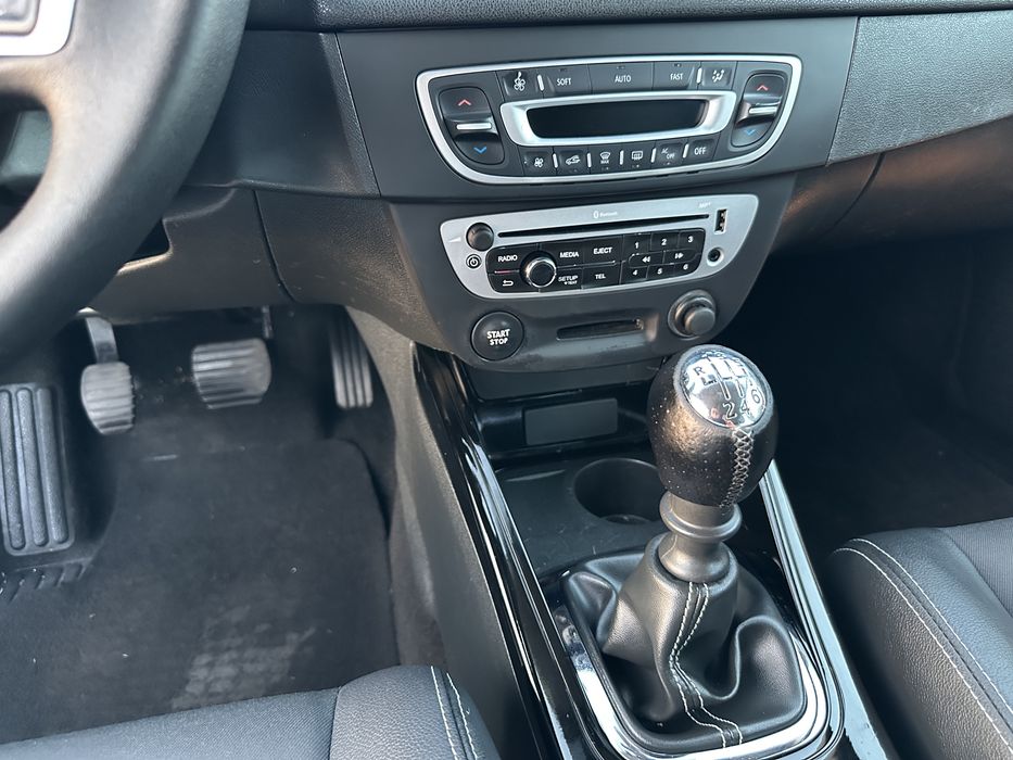 Renault Megane Bose 2012 рік
