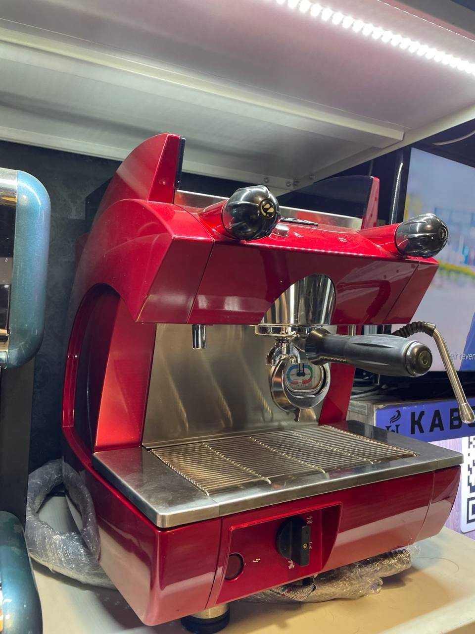 Професійна кавомашина Gaggia GE Compact 1 Gr з гарантією кавоварка