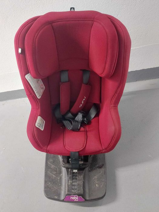 Fotelik samochodowy obrotowy Nuna Rebl Plus 0-18,5 kg + nowy pokrowiec