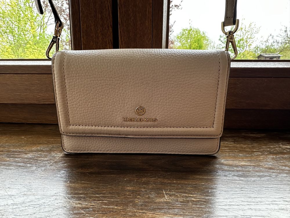 Pudrowa Torebka Michael Kors Portfel Telefon