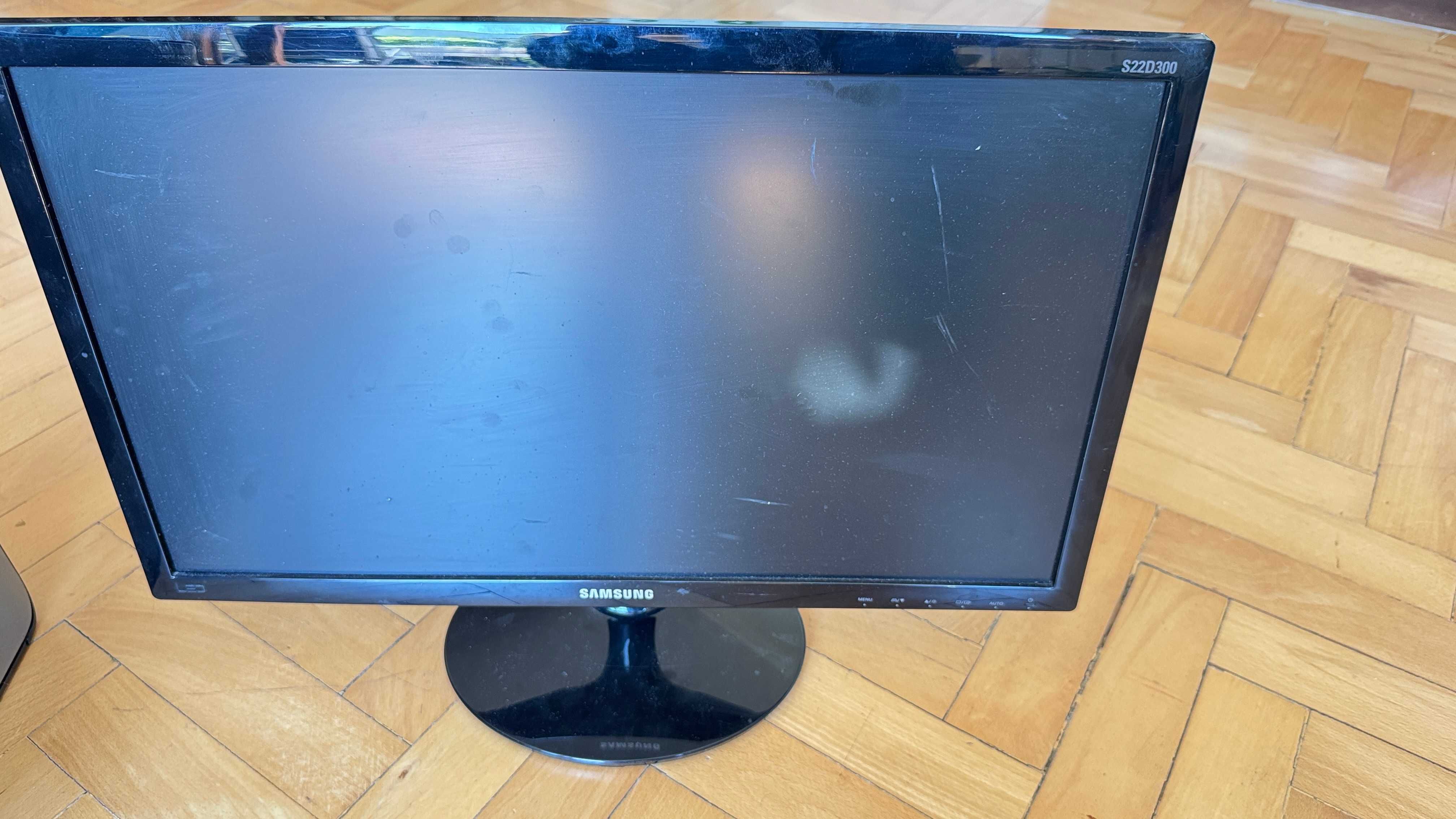 DELL OPTIPLEX 760 wraz z monitorem.