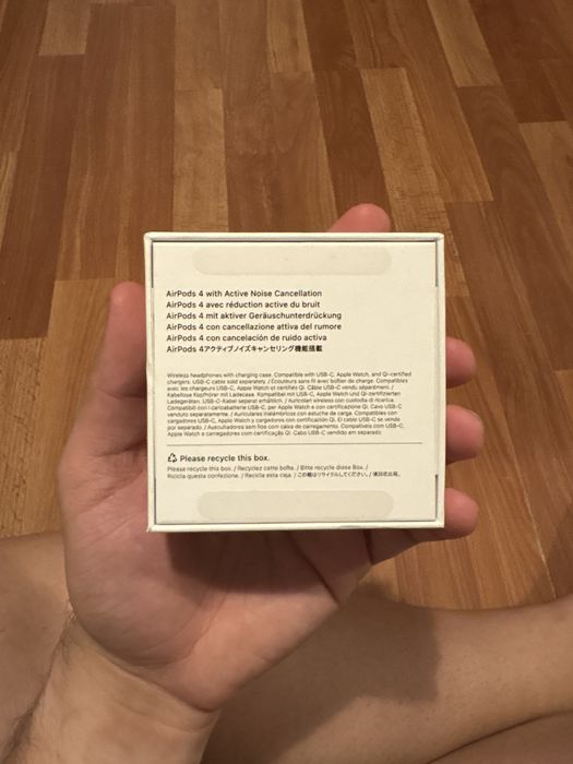 Airpods 4 com cancelamento de ruido