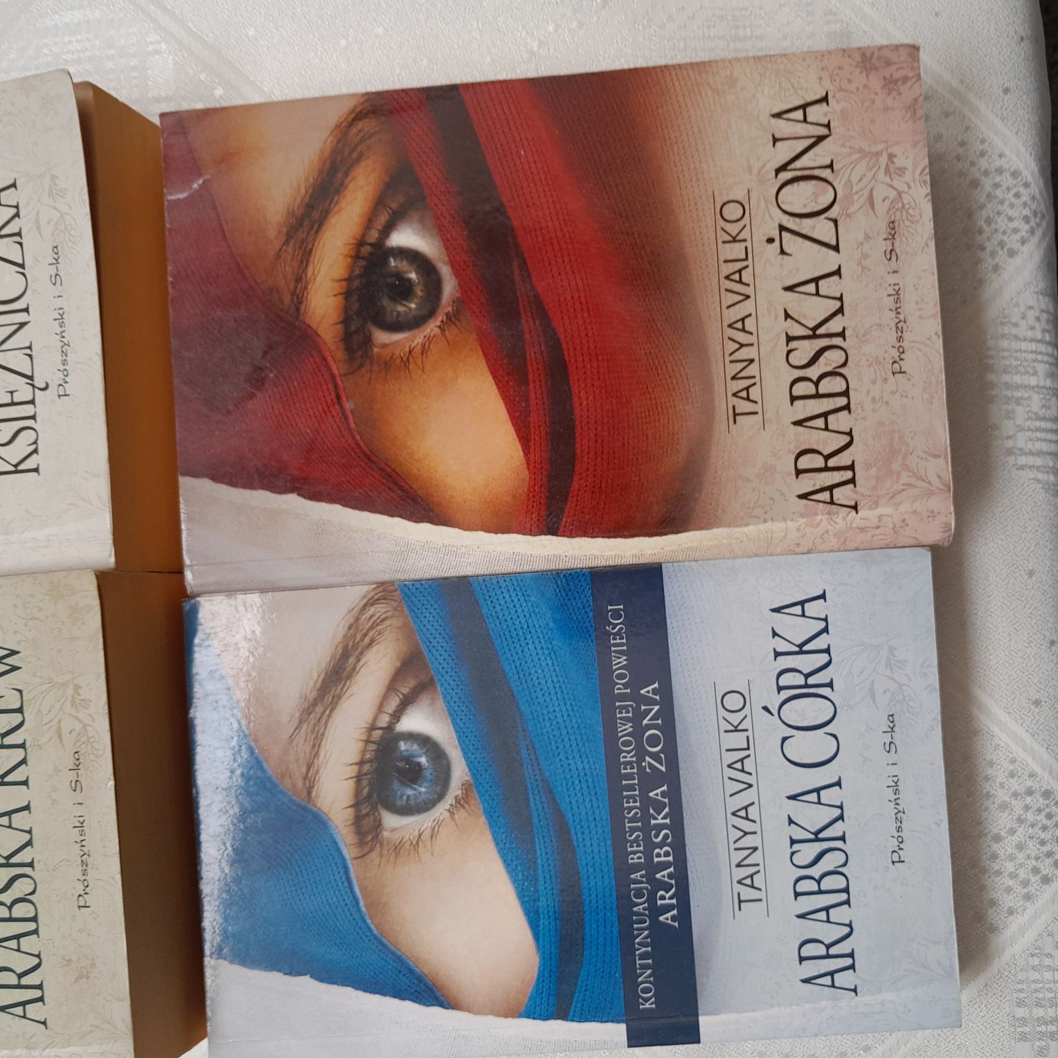 Tanya Valko , życie kobiet w Arabii
