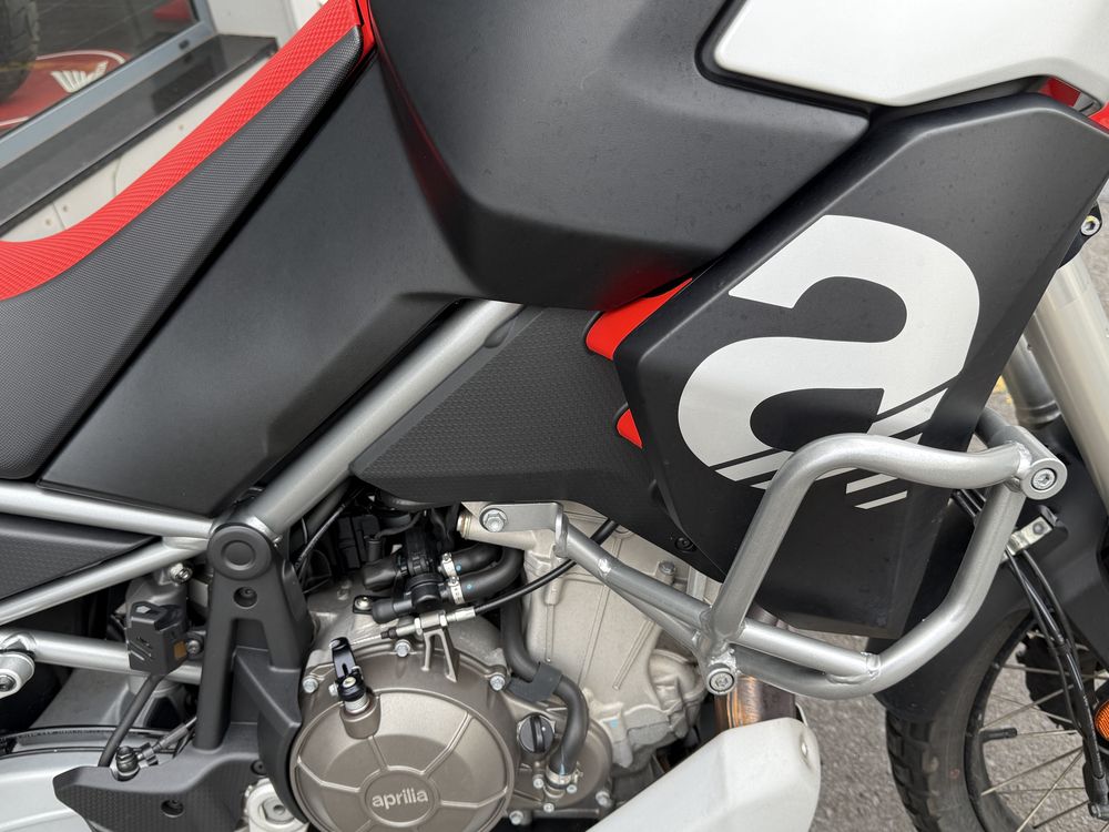 Aprilia tuareg 660