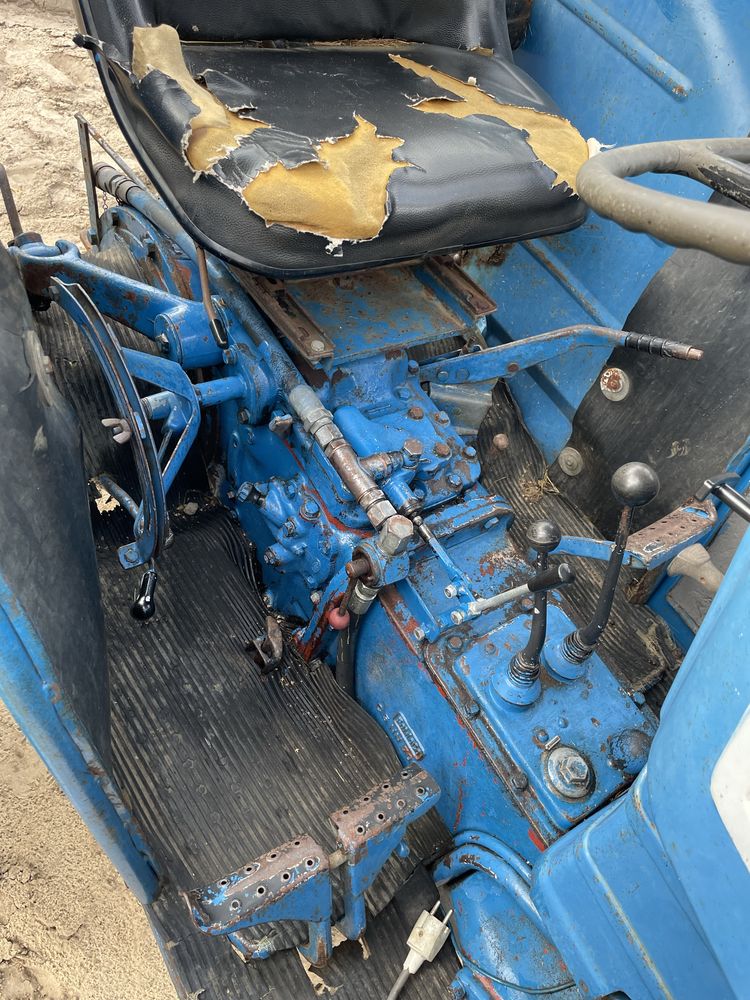 Ford 3000 Super Dexta (Ursus c360 c330)