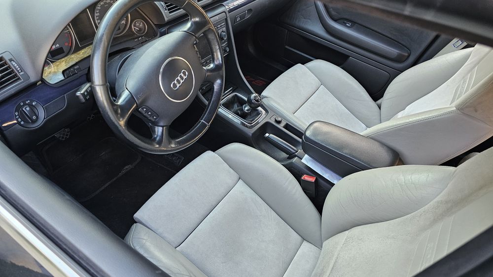 Audi S4B6 Avant manual