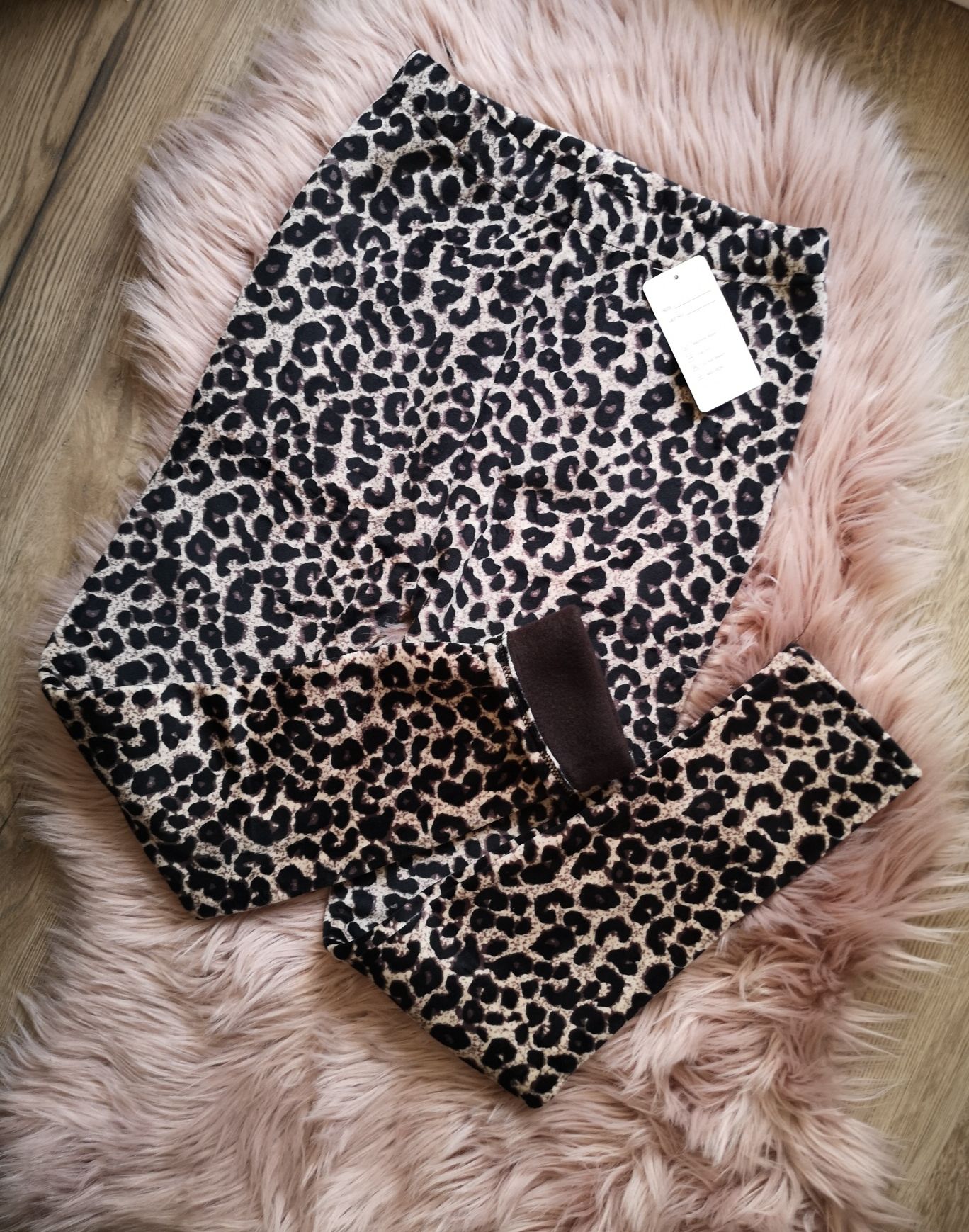 Cieple legginsy getry w panterkę
