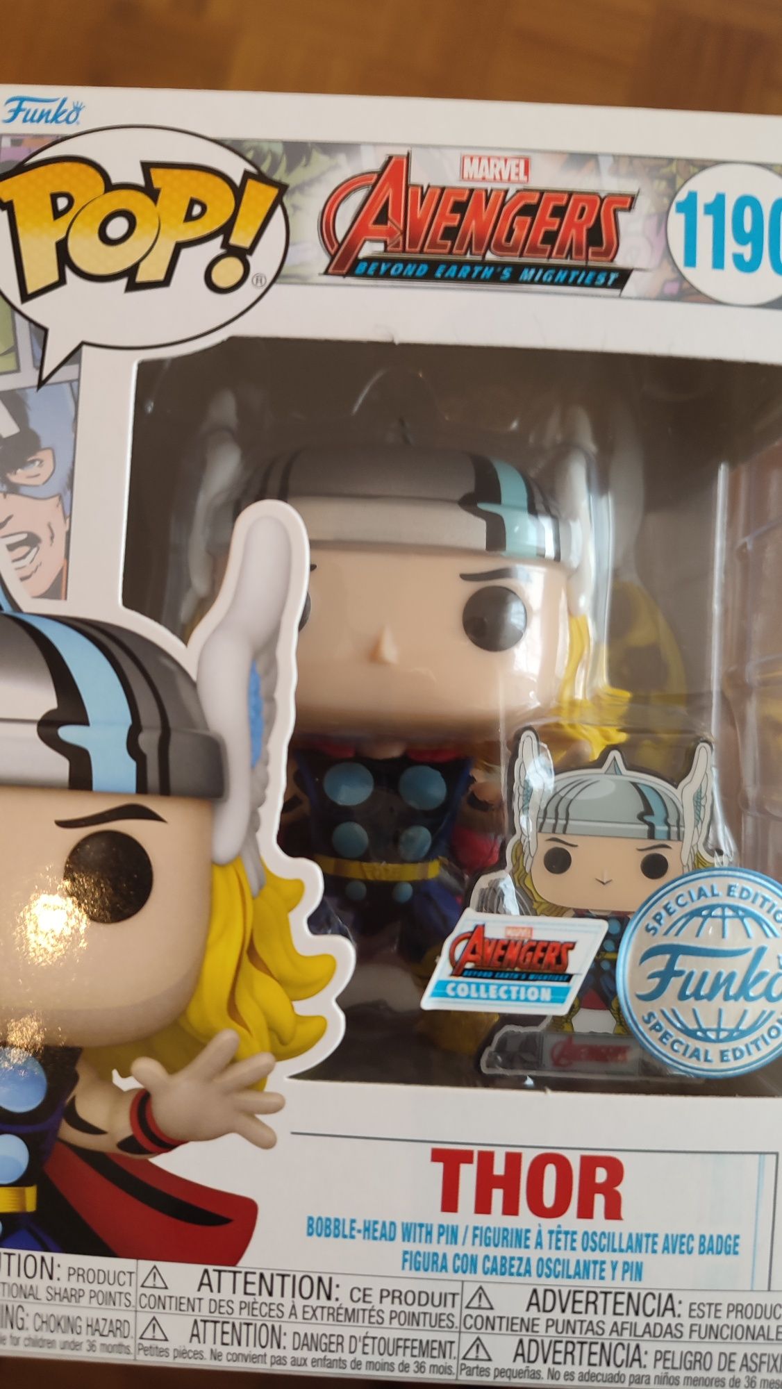 Funko Pop + Pin Thor