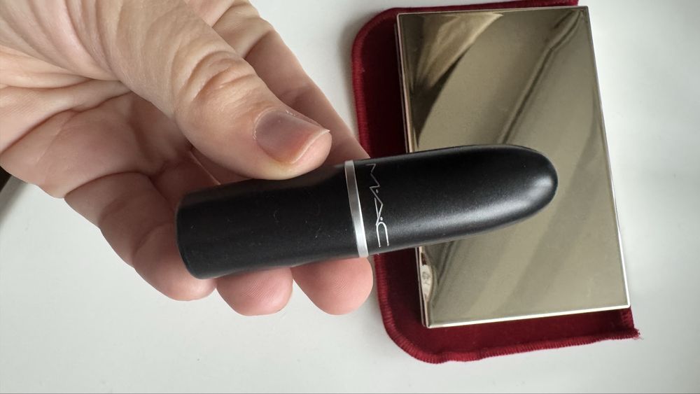 Сет пудра clarins + 2 помади mac