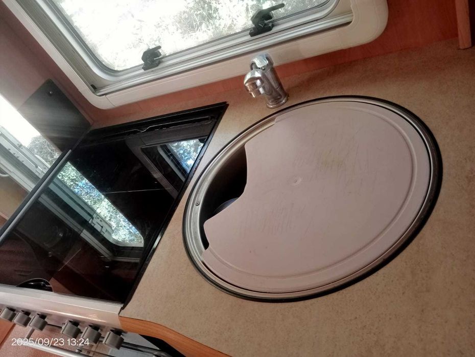 Caravana Inglesa em excelente estado