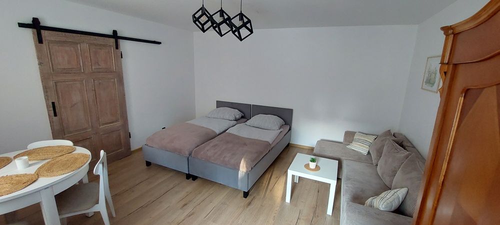 160 zl doba apartament  Nr 1