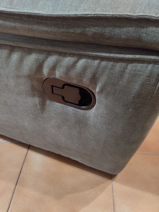 Vendo poltrona de esticar pernas