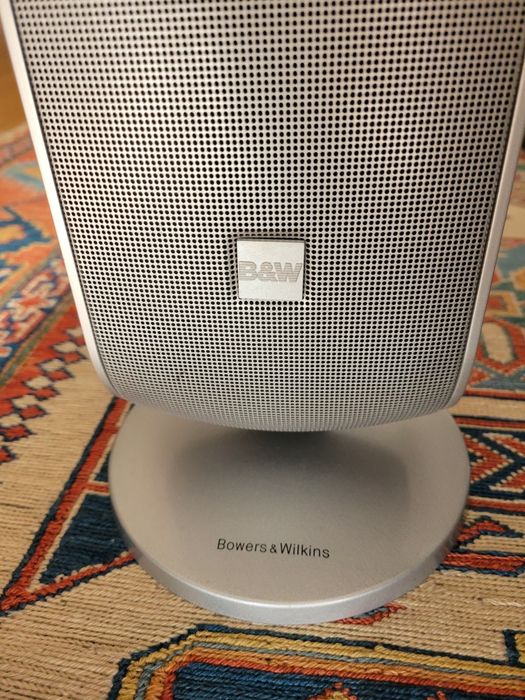 Sistema Home Cinema B&W e Tannoy